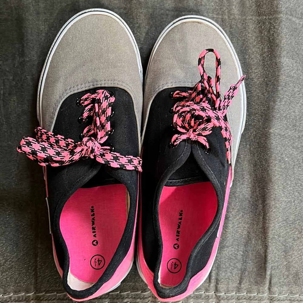 Barely worn big girl size 4.5 Airwalks